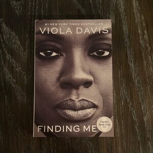 Finding Me by Viola Davis — Paperback Book
